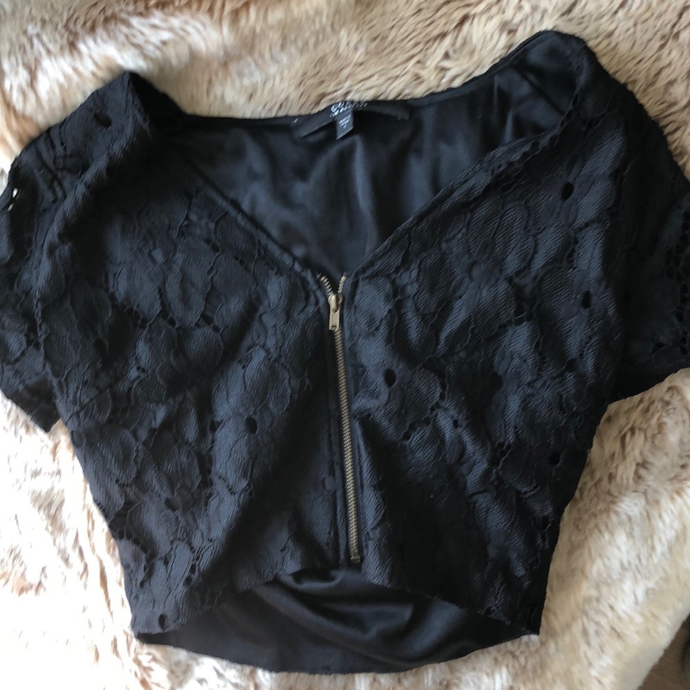 Black Lace crop top